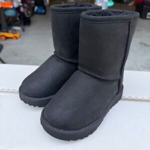 UGG Kids' Classic II Waterproof Boots Toddler 8 Black